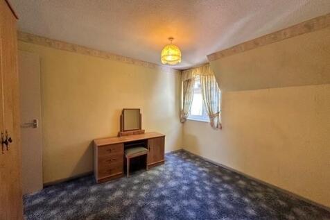 Bedroom1.jpg