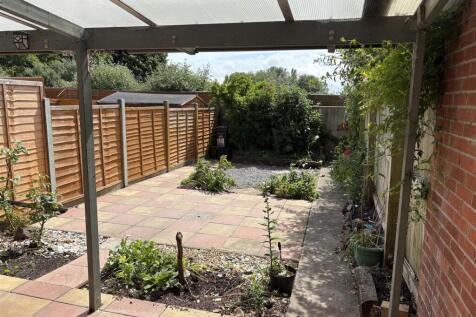 Rear garden..jpg