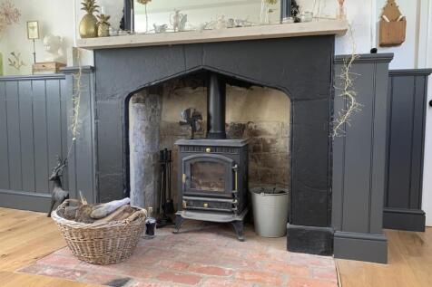 Fireplace.jpg