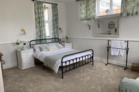 Bedroom2.jpg