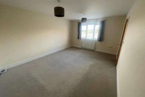 living room 3.jpg