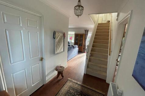 entrance hallway.jpg
