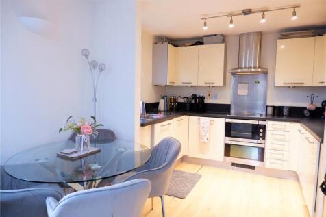 Living Room/Kitchen