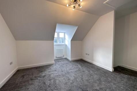 bedroom 3 (2).jpg
