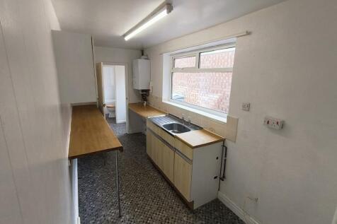 KITCHEN 3.jpg