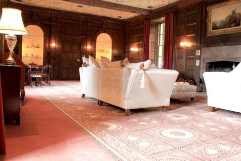 lounge1.jpg