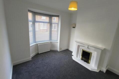 Living room 3.jpg