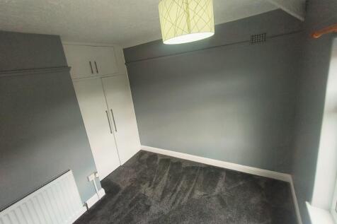 BEDROOM 3.jpg