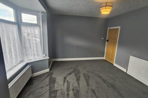 LIVINGROOM 3.jpg