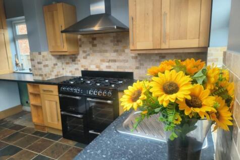 KITCHEN 1.jpg