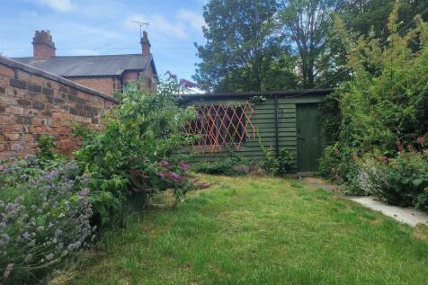 BACK GARDEN 2.jpg