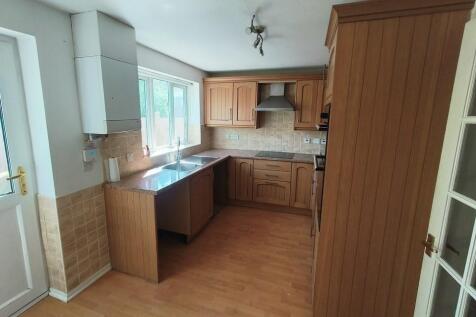 kitchen 2.jpg