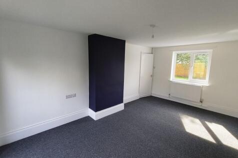 LIVINGROOM.jpg