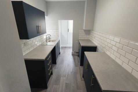KITCHEN 2.jpg