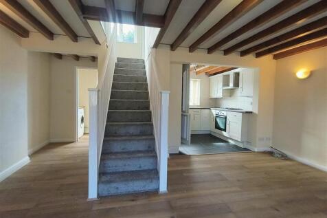 stairs and livingroom.jpg