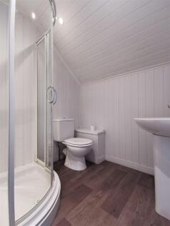 En-suite (2nd Floor).jpeg