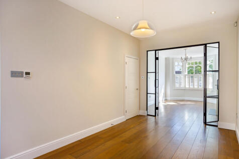 5 Alverstone Avenue