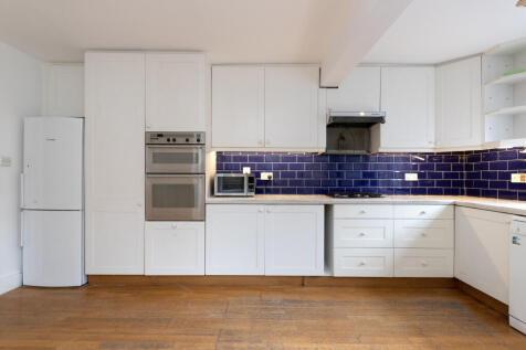 Trewint Street 8- ki