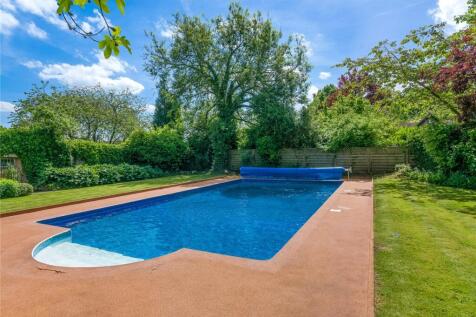 Heated Swimming Pool