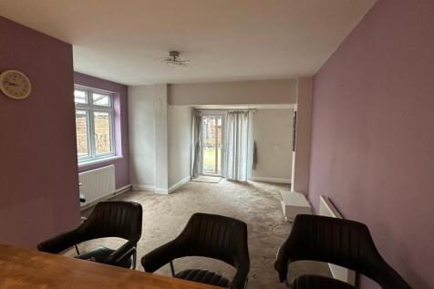 Kitchen/Diner/Lounge