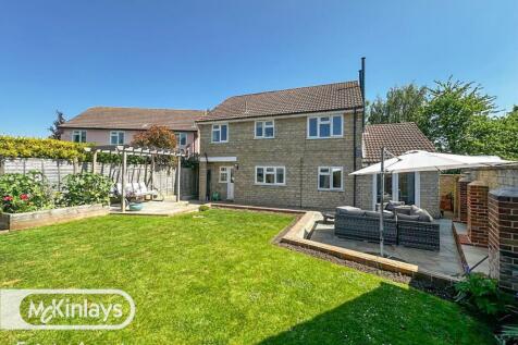 Beautiful 4 bedroom Detached house in popular loc