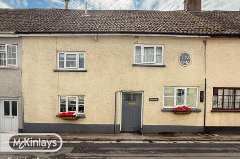 3 Bedroom Cottage for Sale in the sought-after vi