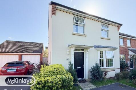 4 bed detached house for sale Port Stanley Close,