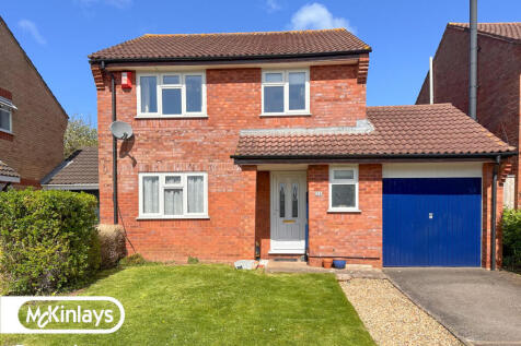 Sought-after 3 Bedroom Detached for Sale in Torri