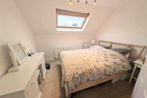 05-1-2nd-bedroom-landscape.jpg