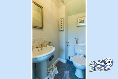GROUND FLOOR WC