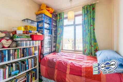 BEDROOM 3