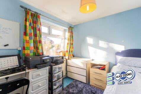BEDROOM 5