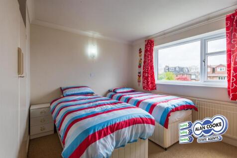 BEDROOM 3
