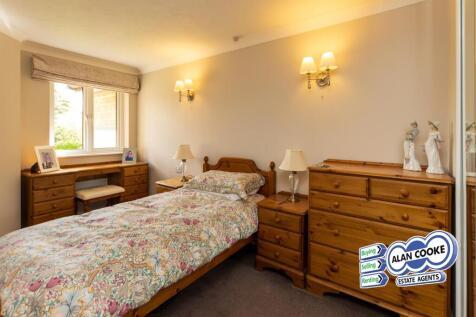 BEDROOM-2.jpg