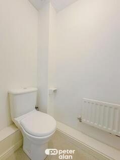 Cloakroom/wc