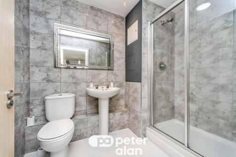 En-suite Bathroom