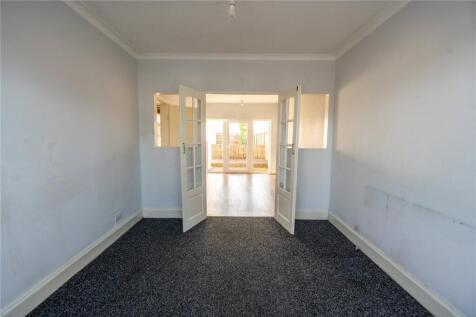 Living Room (2)
