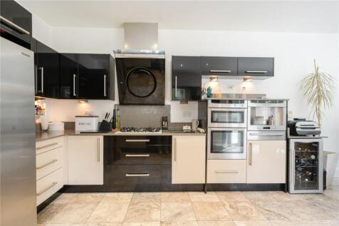 Kitchen (2)