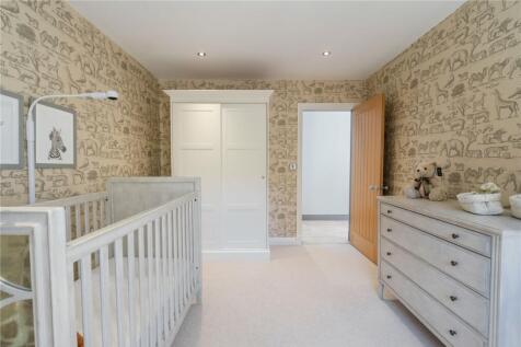 Bedroom 2 (2)
