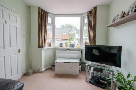 Living Room (2)