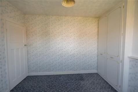 Bedroom 2 (2)