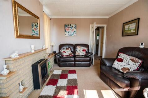 Living Room (2)