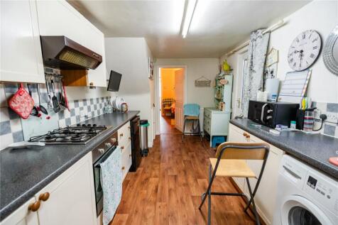 Kitchen (2)