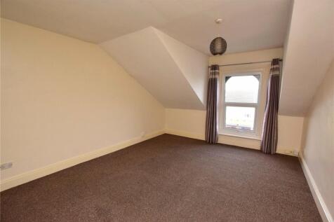 Flat 6 - Living/Bed