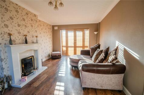 Living Room (2)