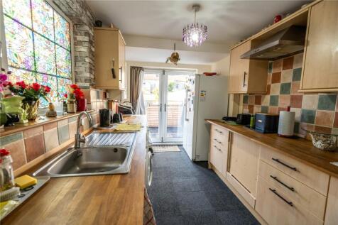 Kitchen (2)