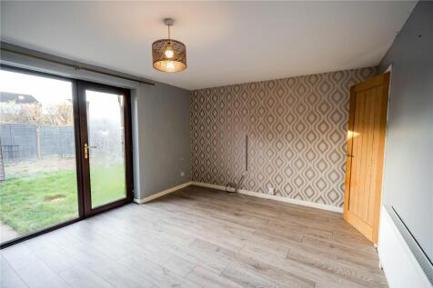 Living Room (2)