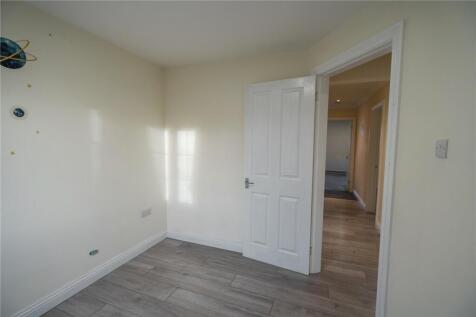 Bedroom 3 (2)
