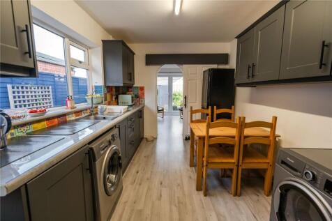 Kitchen (2)