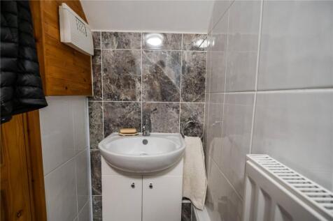 Cloakroom (2)
